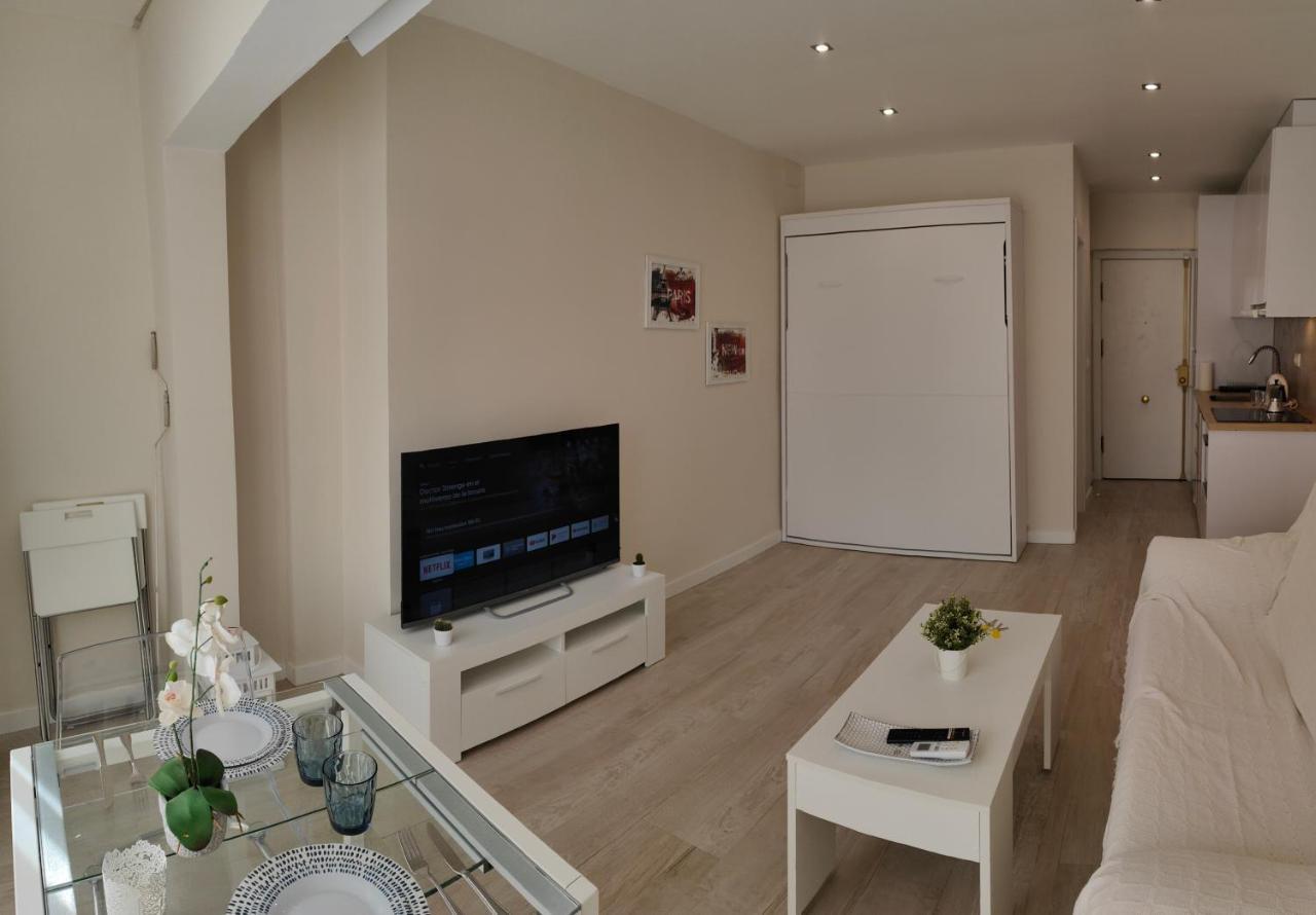 Coconut Begona Studio City Center By Namaste Elite Torremolinos Luaran gambar
