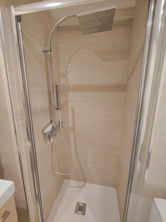 Coconut Begona Studio City Center By Namaste Elite Torremolinos Luaran gambar